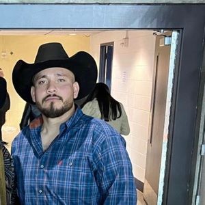 Meet your Posher, Gilbert